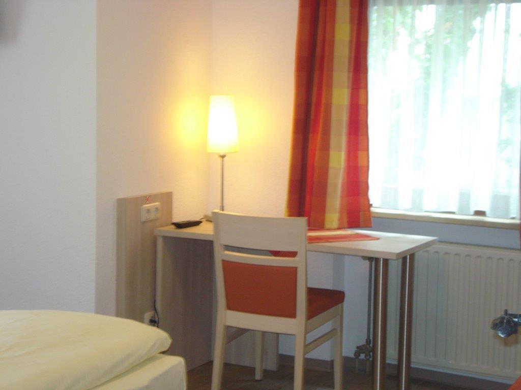 Hotel-Gasthof Bub Zirndorf Oda fotoğraf